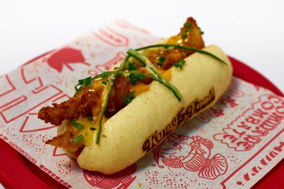 HOT BUNS CRISPY CHICKEN